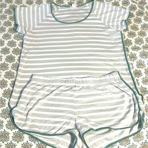 Lake Pajamas striped cotton set. Size Large